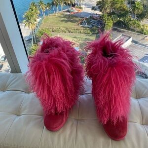 Bearpaw fur booties Size 12
